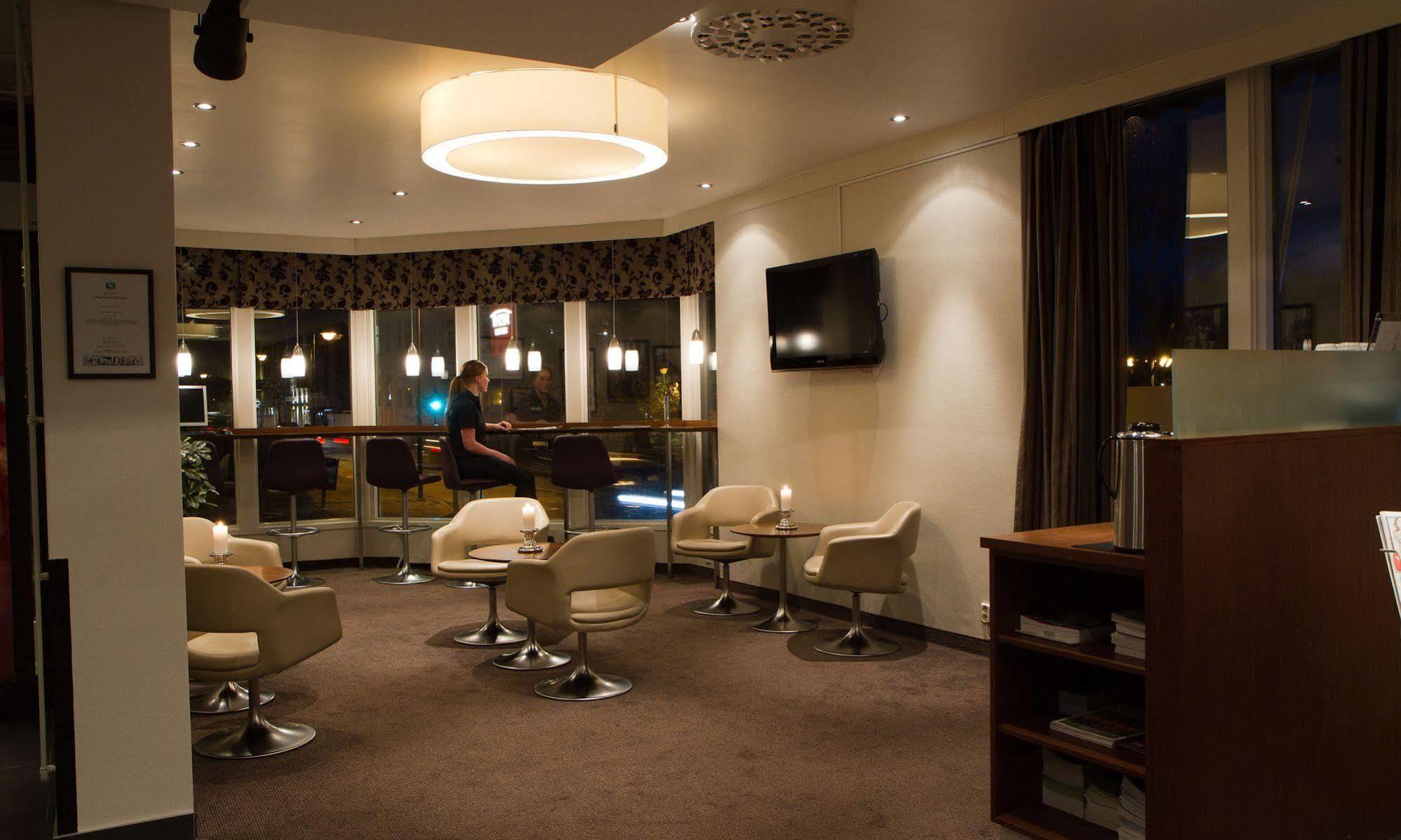 Thon Partner Hotel Backlund Levanger Extérieur photo